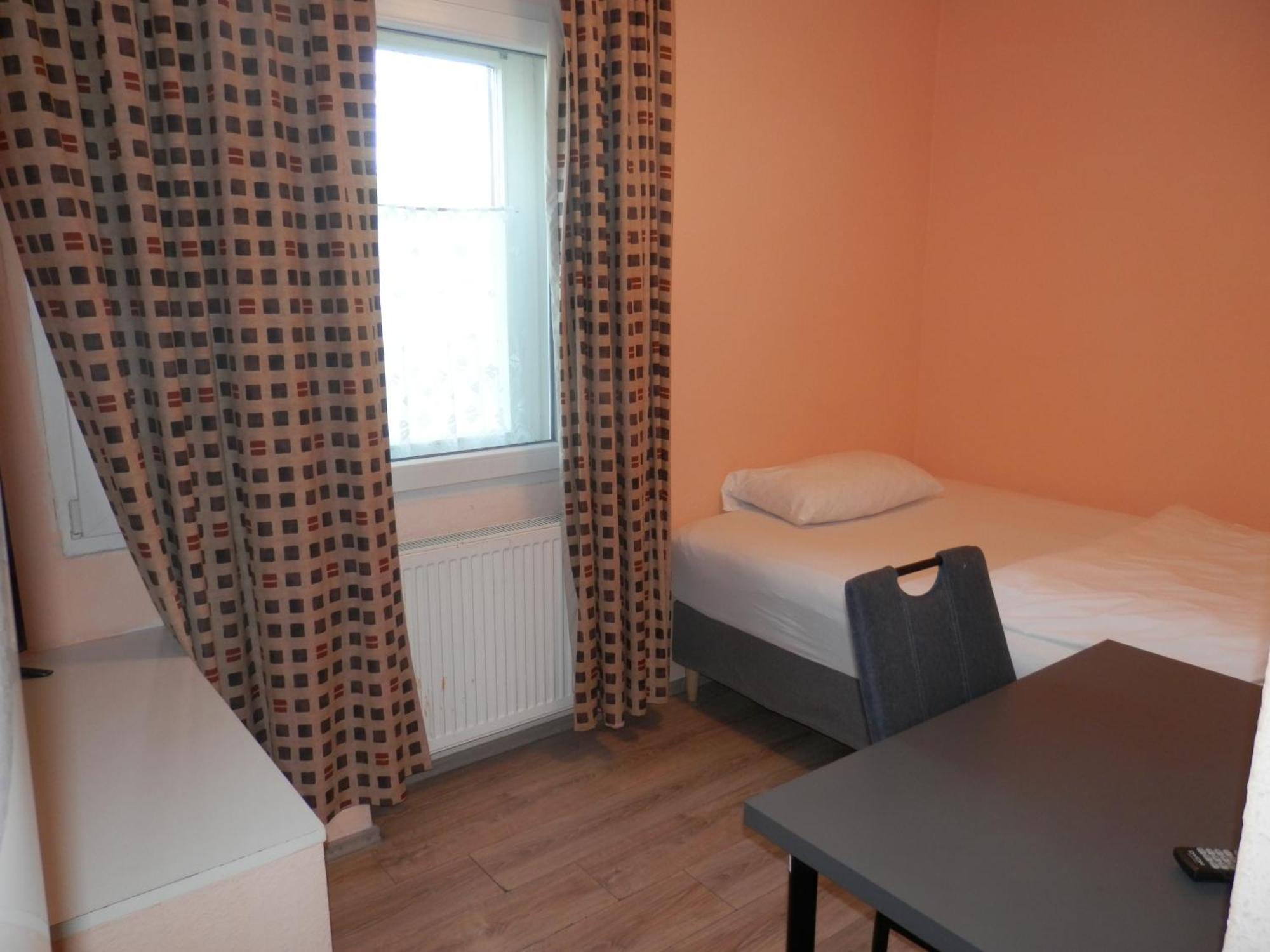 Relax Hotel-Ludwigshafen Dış mekan fotoğraf