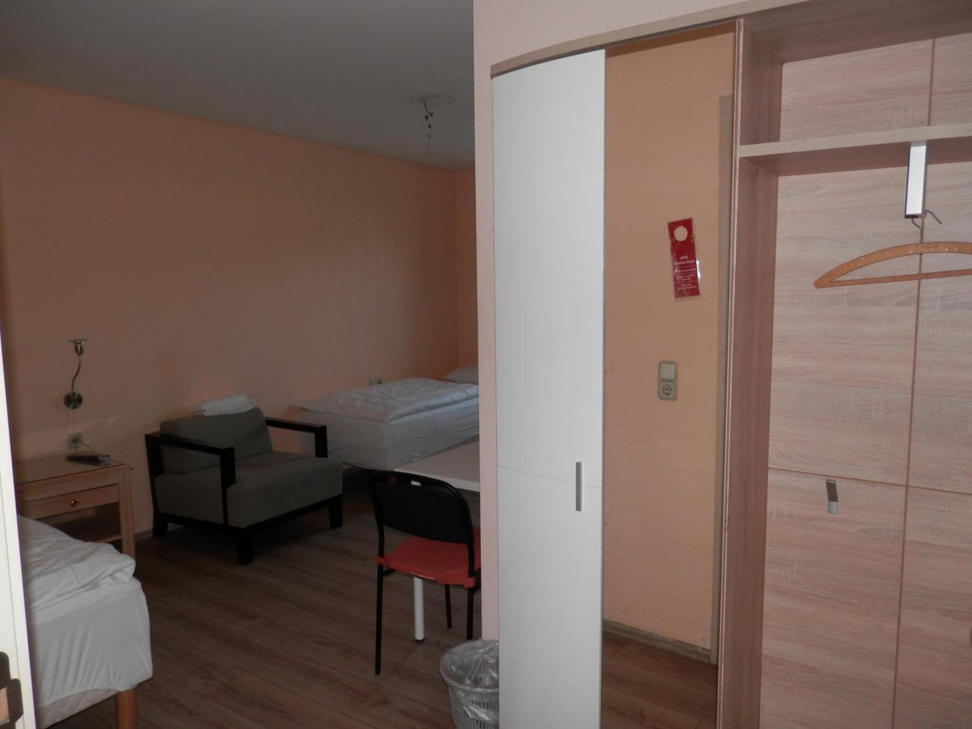 Relax Hotel-Ludwigshafen Dış mekan fotoğraf