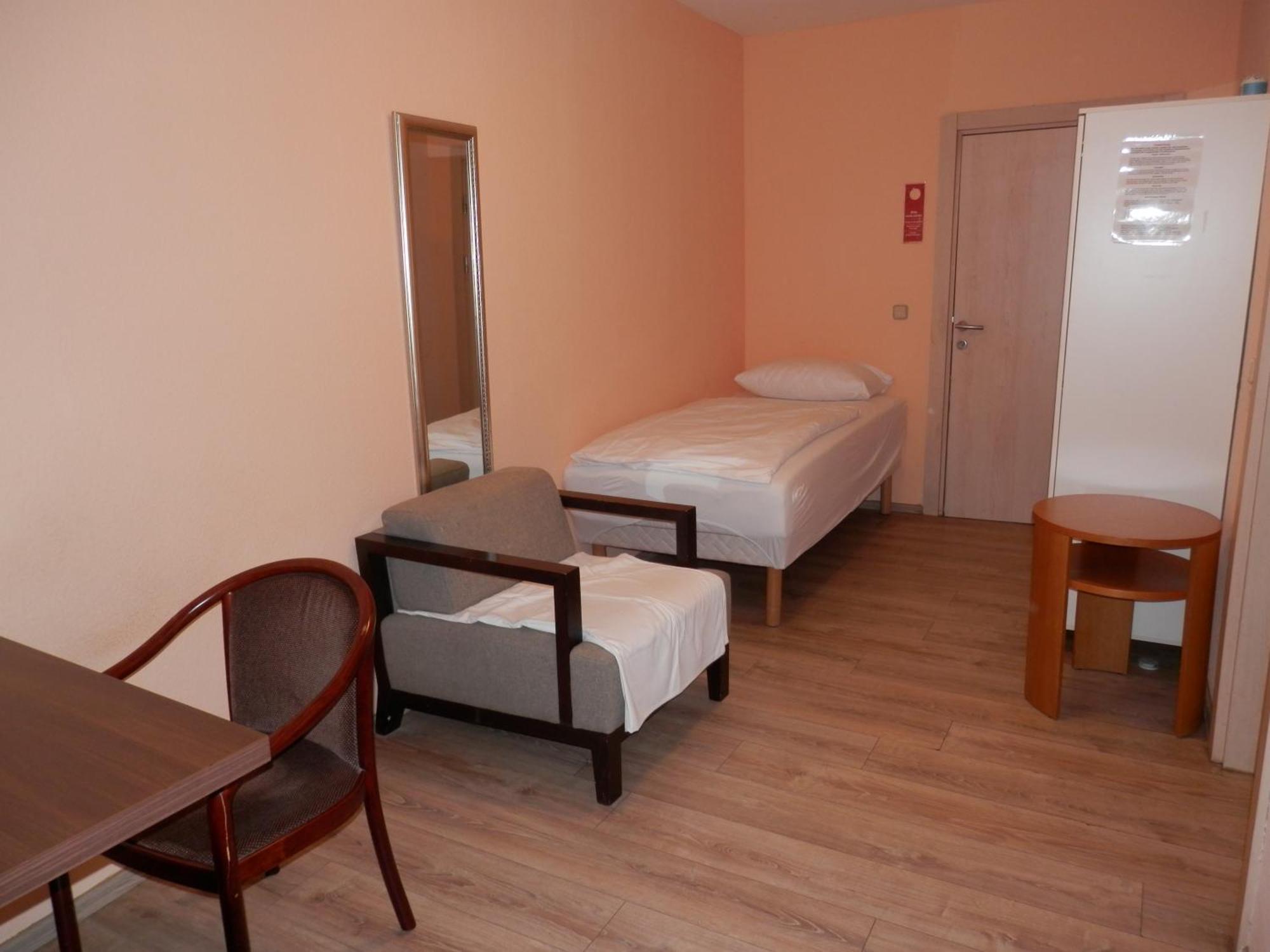 Relax Hotel-Ludwigshafen Dış mekan fotoğraf