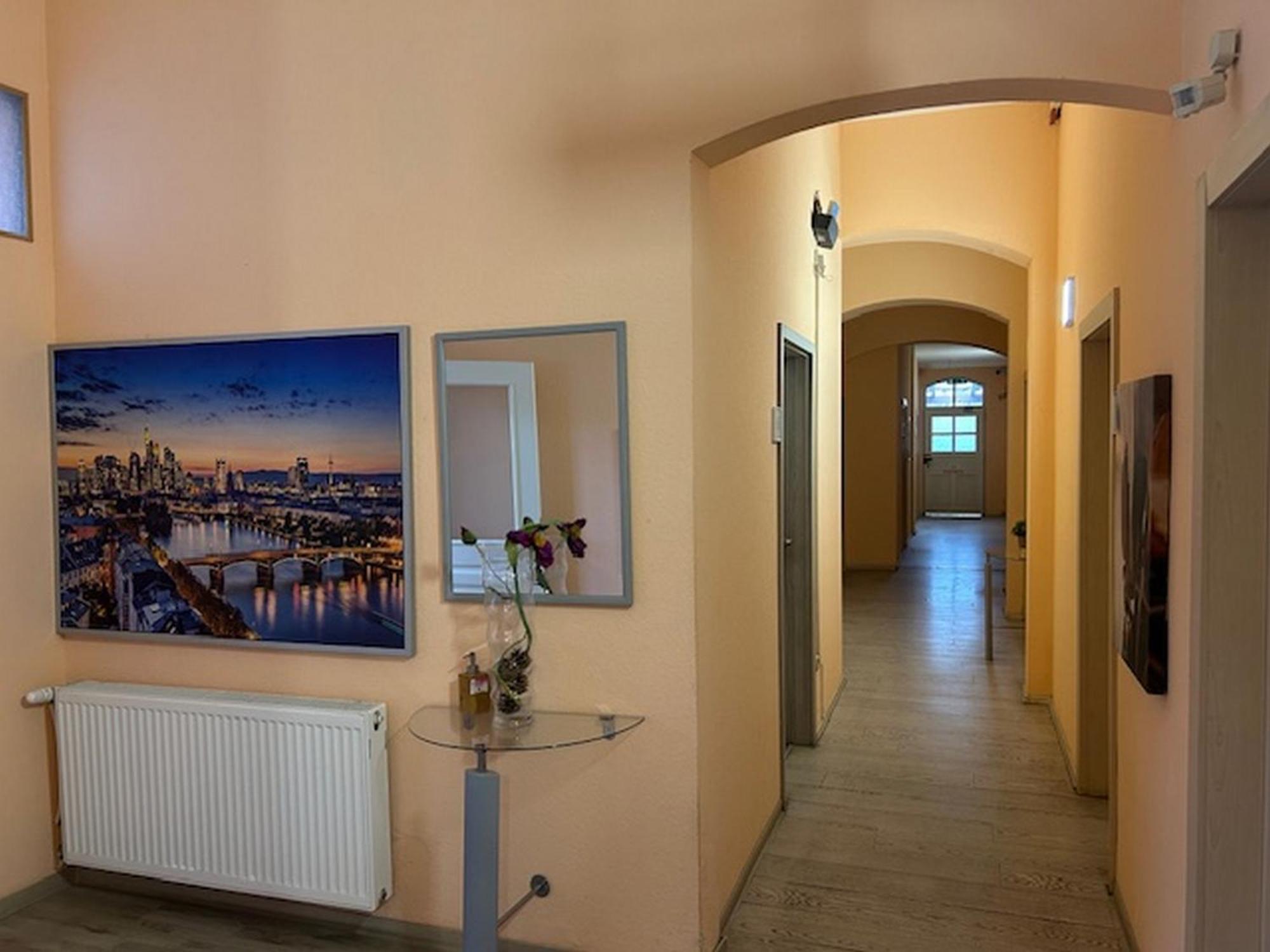 Relax Hotel-Ludwigshafen Dış mekan fotoğraf